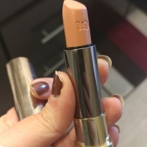 Urban Decay lipstick in Barfly